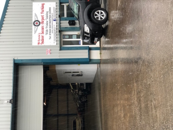 McKenzie's Indoor Secure Airport Parking